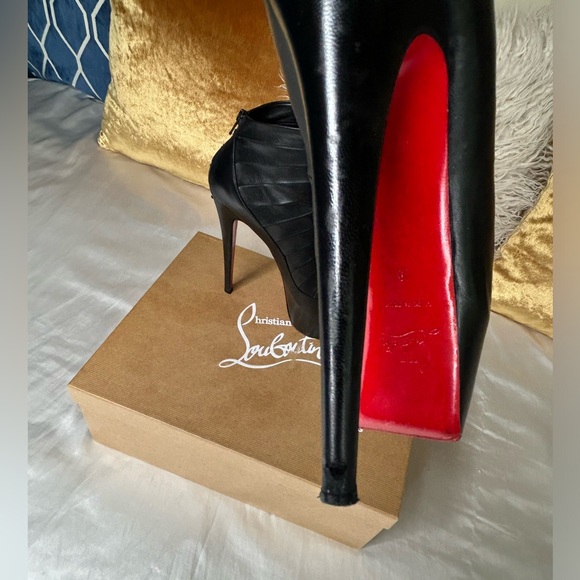 Christian Louboutin Armor Nappa 160 Booties - Picture 10 of 15